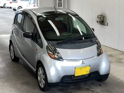 MITSUBISHI I