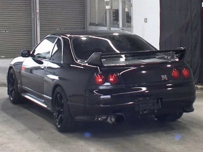 NISSAN SKYLINE