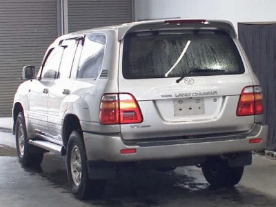 TOYOTA LAND CRUISER