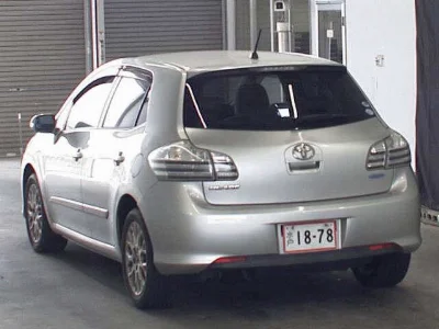 TOYOTA BLADE