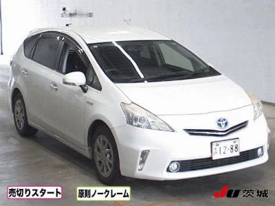 TOYOTA PRIUS ALPHA