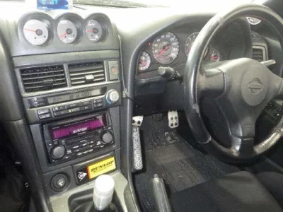 NISSAN SKYLINE