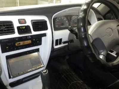 TOYOTA HILUX SURF