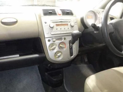 HONDA LIFE