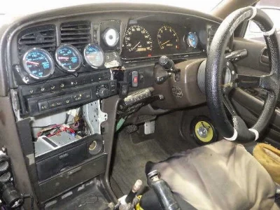 TOYOTA CRESTA
