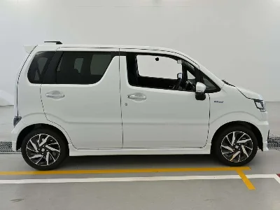 SUZUKI WAGON R CUSTOM Z