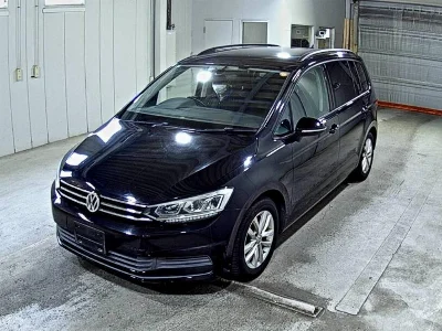 VOLKSWAGEN GOLF TOURAN