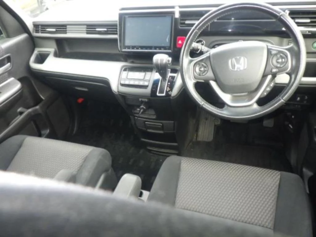 HONDA STEP WAGON