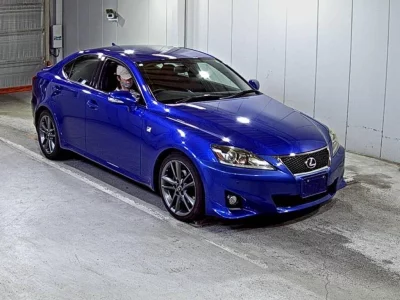 LEXUS IS