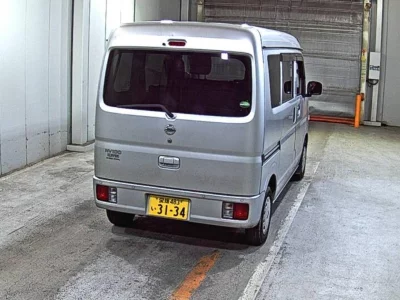 NISSAN CLIPPER VAN