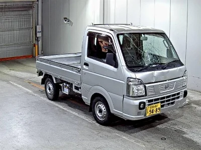 NISSAN CLIPPER TRUCK