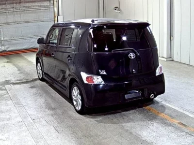 TOYOTA BB