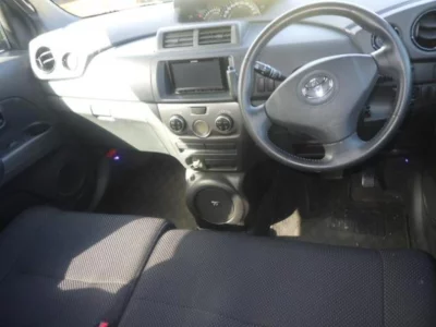 TOYOTA BB