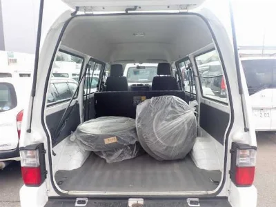 MAZDA BONGO VAN