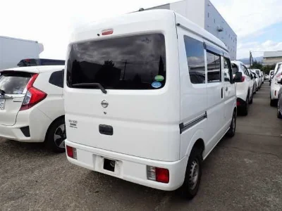 NISSAN CLIPPER VAN