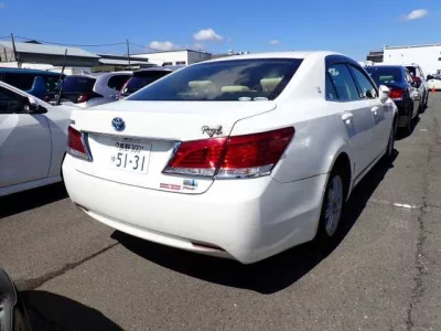 TOYOTA CROWN