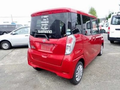 NISSAN DAYZ ROOX