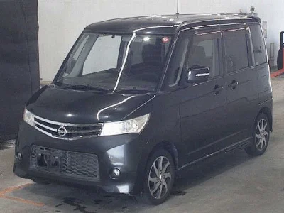 NISSAN ROOX