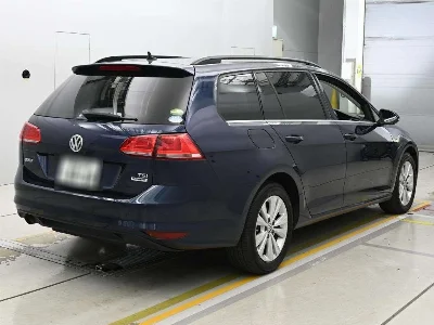 VOLKSWAGEN GOLF VARIANT