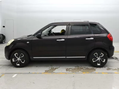 MAZDA VERISA