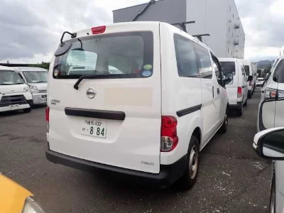 NISSAN NV200