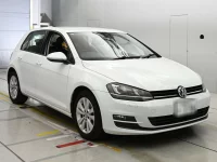 Цена авто Volkswagen Golf с аукционов Японии, номер кузова AUCJZ, пробег 50 000, оценка 2