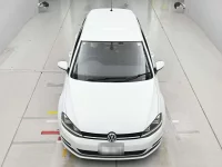 Цена авто Volkswagen Golf с аукционов Японии, номер кузова AUCJZ, пробег 50 000, оценка 2