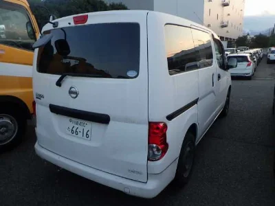 NISSAN NV200