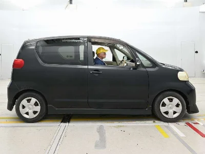 TOYOTA PORTE