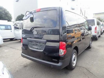 NISSAN NV200