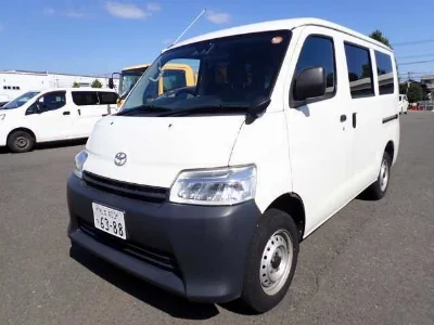 TOYOTA TOWN ACE VAN