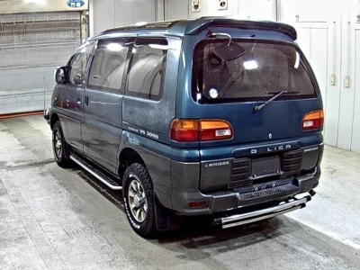 MITSUBISHI DELICA