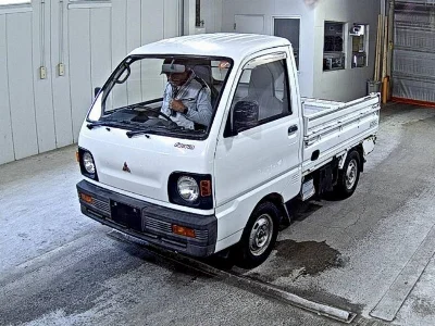 MITSUBISHI MINICAB TRUCK