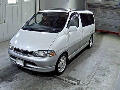 TOYOTA GRANVIA