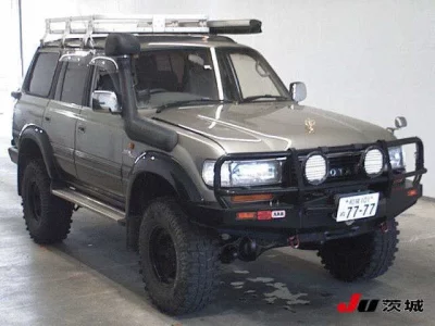 TOYOTA LAND CRUISER