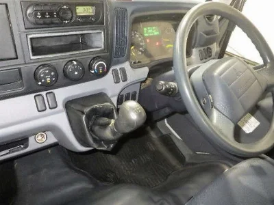 MITSUBISHI CANTER