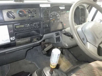 MITSUBISHI CANTER