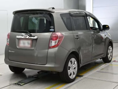 TOYOTA RACTIS