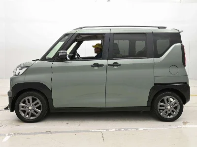 MITSUBISHI DELICA MINI
