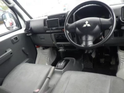 MITSUBISHI MINICAB MIEV