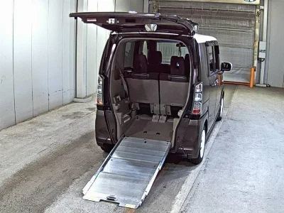 HONDA N BOX PLUS