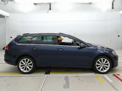 VOLKSWAGEN GOLF VARIANT