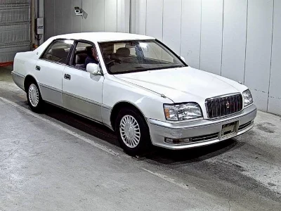TOYOTA CROWN MAJESTA