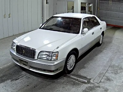 TOYOTA CROWN MAJESTA