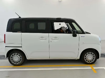 SUZUKI WAGON R SMILE