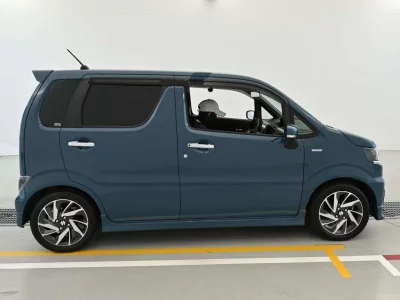 SUZUKI WAGON R CUSTOM Z