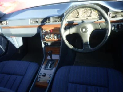 MERCEDES BENZ E CLASS