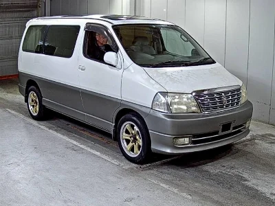 TOYOTA GRANVIA