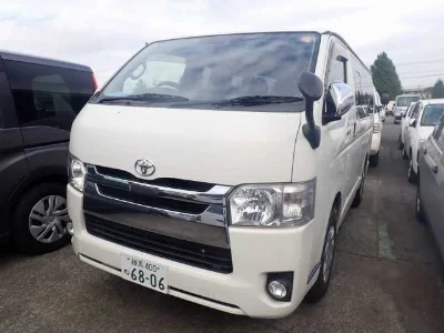 TOYOTA HIACE VAN