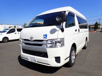 TOYOTA HIACE